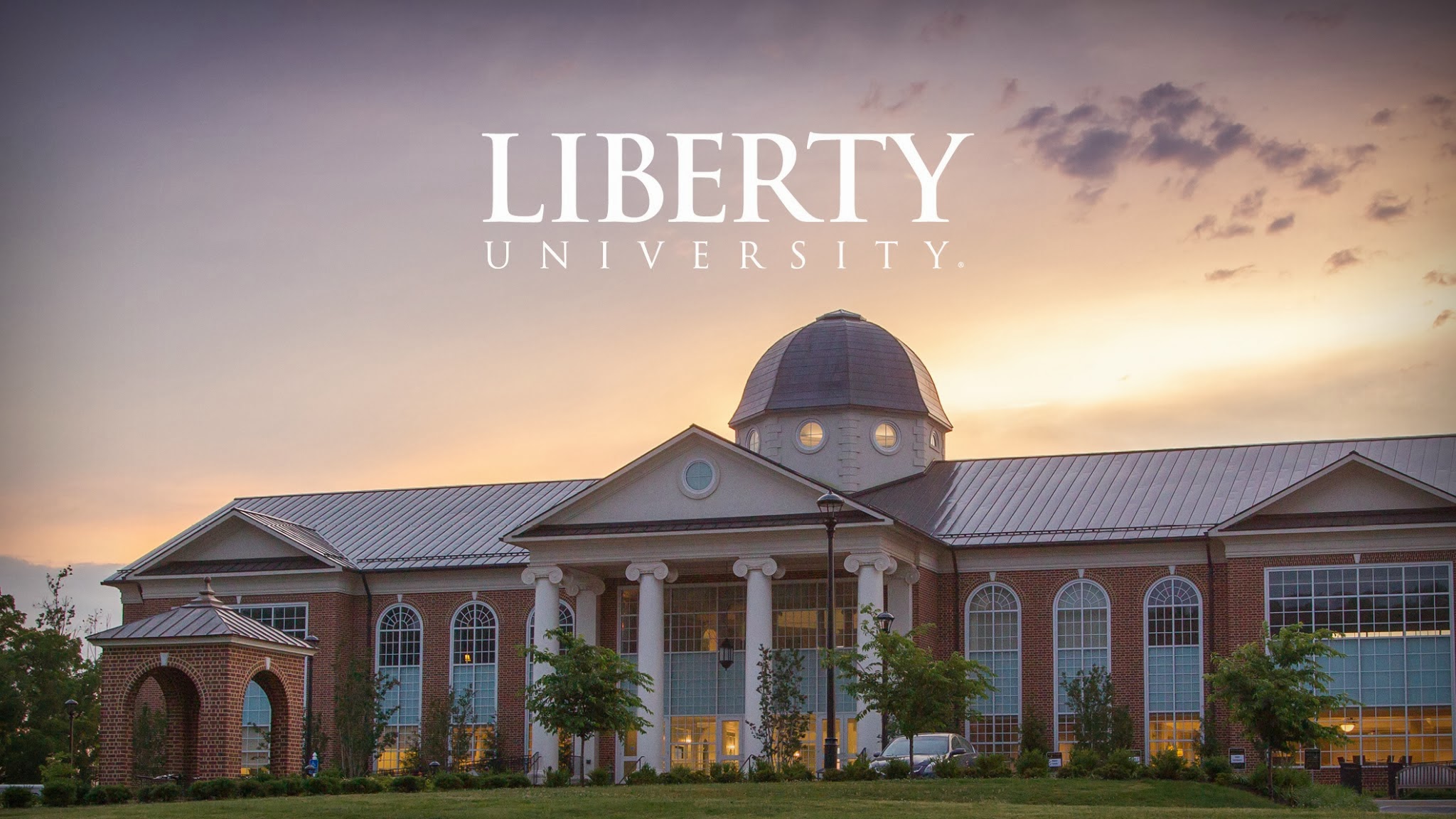 Liberty University Notable Alumni: Influential Graduates Guide
