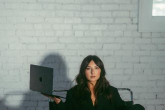 Jenna Puzzio, Founder of Fill Your Books
